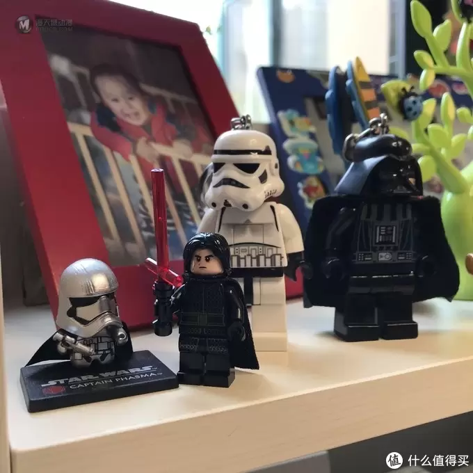 乐高这个大坑 篇五十二：LEGO 75179 凯洛伦的钛战机