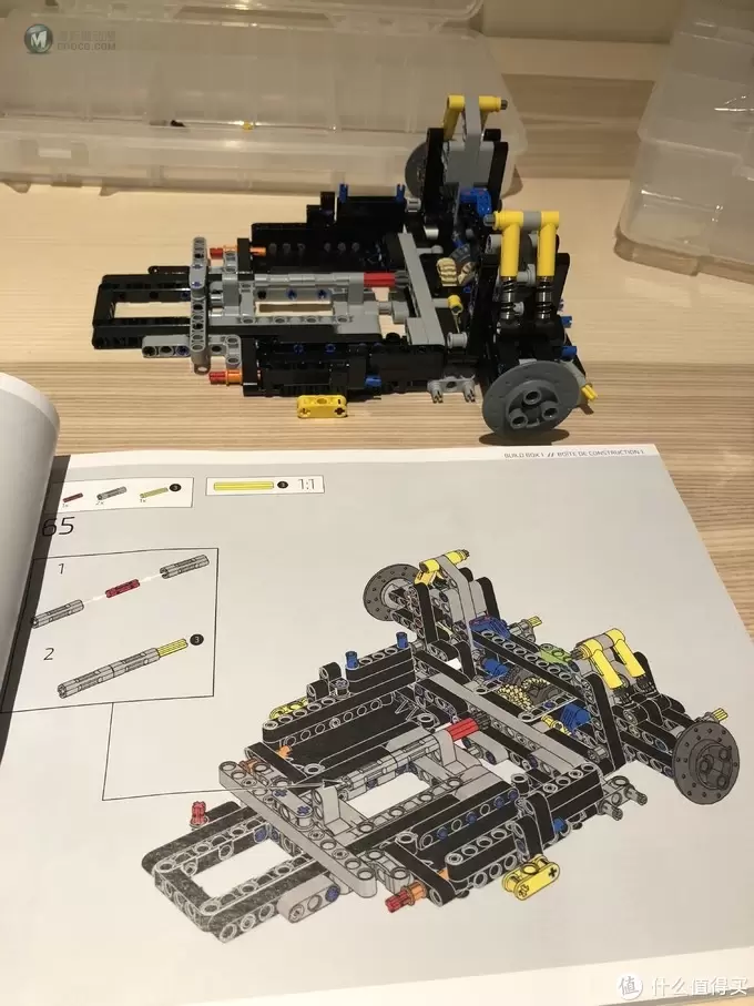 LEGO Technic 乐高机械组 推出 Bugatti 布加迪 Chiron 42083