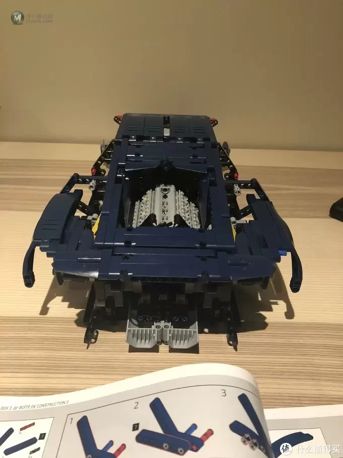 LEGO Technic 乐高机械组 推出 Bugatti 布加迪 Chiron 42083