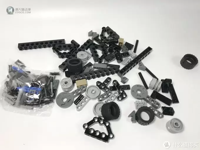 LEGO 乐高 76086 正义联盟之蝙蝠侠夜行者隧道攻击