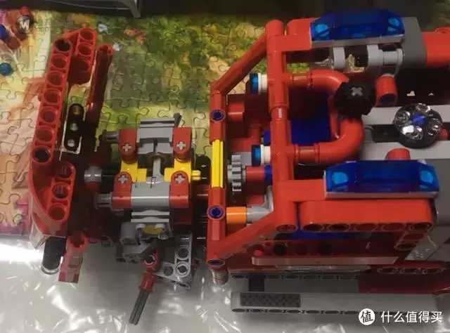 乐高科技系列 篇一：LEGO 乐高 42075 的两个模式比较