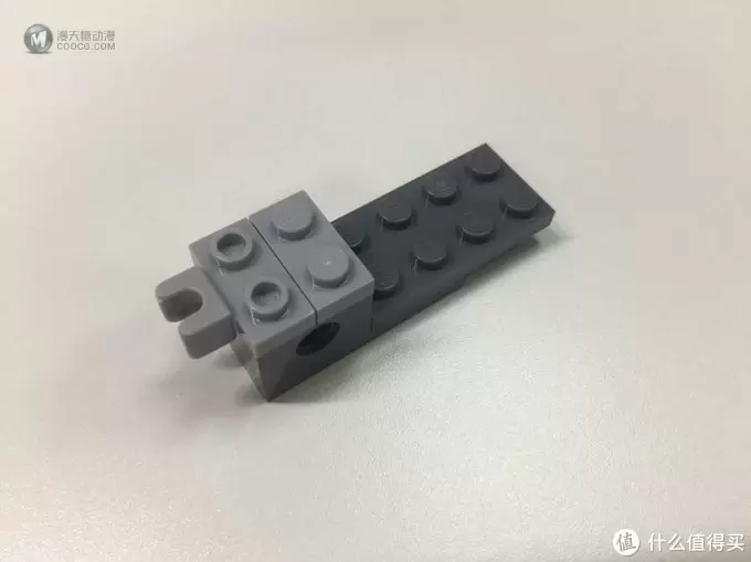 22元的LEGO 乐高 星球大战重装攻击步行机值不值得买？