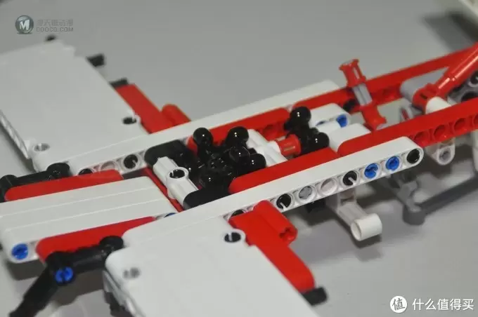 单反毁一生，LEGO穷三代 篇一百零二：LEGO 乐高 Technic 科技系列 42040 消防飞机 开箱