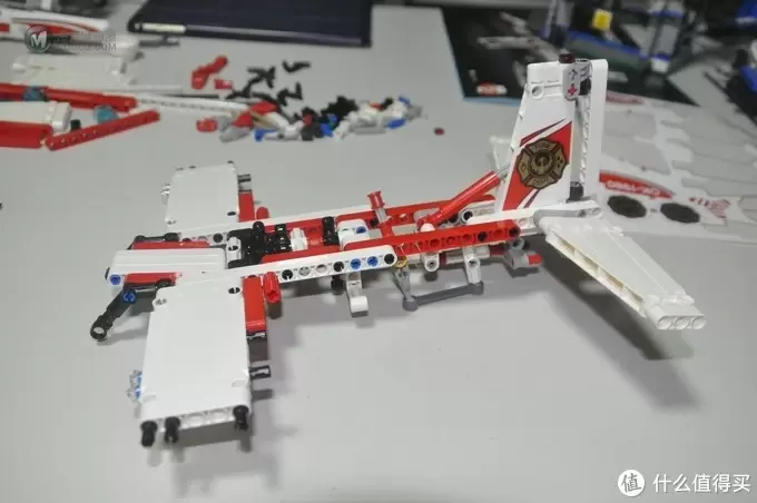 单反毁一生，LEGO穷三代 篇一百零二：LEGO 乐高 Technic 科技系列 42040 消防飞机 开箱