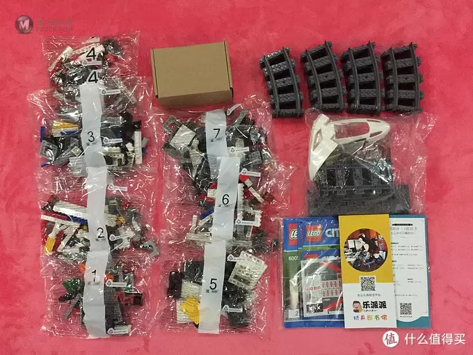 乐高共享积木 篇二：LEGO 乐高 CITY系列 60051 高速客运列车 拼搭