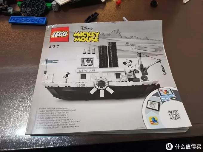 老杨的玩具仓库 篇六十三：LEGO 21317 迪士尼 米奇威利号蒸汽船 评测