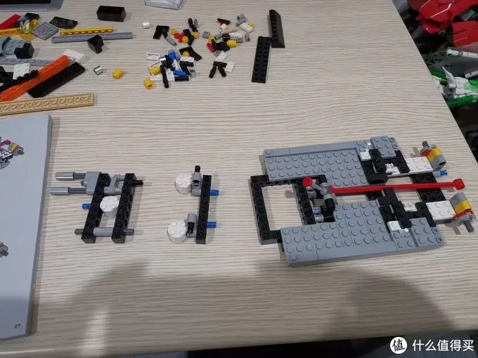 老杨的玩具仓库 篇六十一：LEGO 10262 007的酷帅座驾 阿斯顿马丁DB5