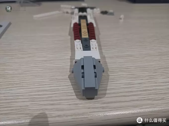 老杨的玩具仓库 篇六十：LEGO 星战系列 75301 卢克·天行者的X翼战机