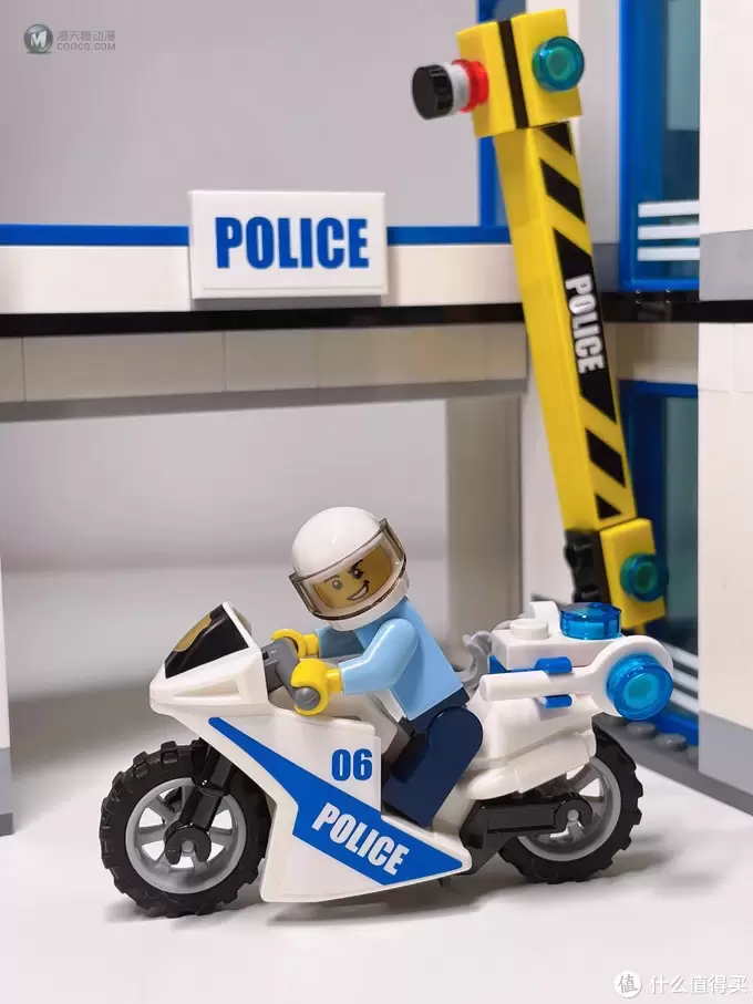 LEGO 篇二十三：正义必胜——假期畅享乐高城市系列60141警察总局