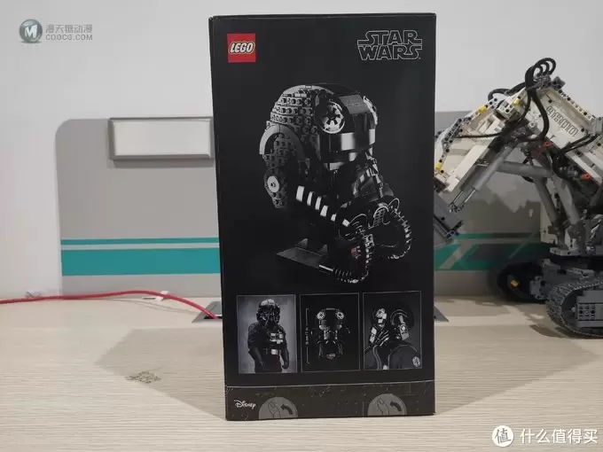 老杨的玩具仓库 篇五十：LEGO 星球大战 40周年 头盔系列 75274 钛战机驾驶员头盔 评测