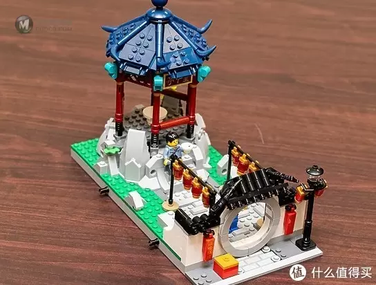 带娃看买不起的年货系列-乐高 LEGO「新春元宵灯会-“生活再苦我-也要活的精彩”