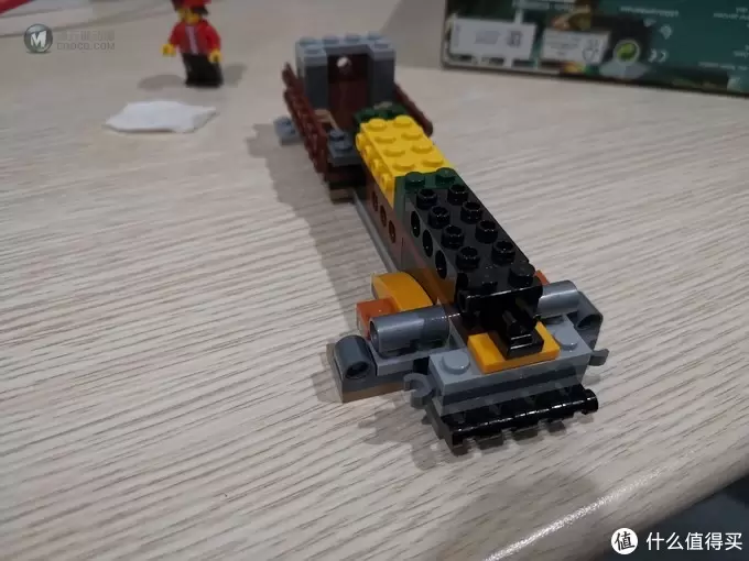 老杨的玩具仓库 篇四十九：LEGO HIDDEN SIDE系列 70434 超自然赛车 评测