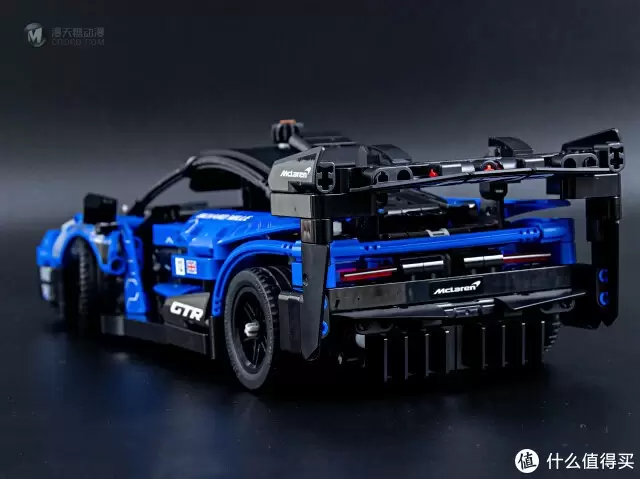 LEGO 42123 麦拉伦Senna GTR 狂野的赛道怪物现身！