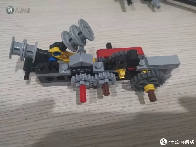 老杨的玩具仓库 篇四十六：LEGO 创意组系列 10269 哈雷肥仔摩托车 评测