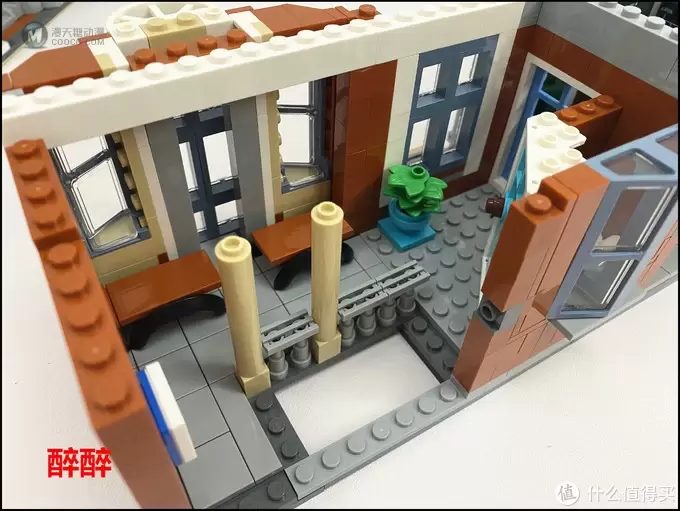 MOC 篇十七：Brick Ative-Octan Office (10264 Corner Garage)