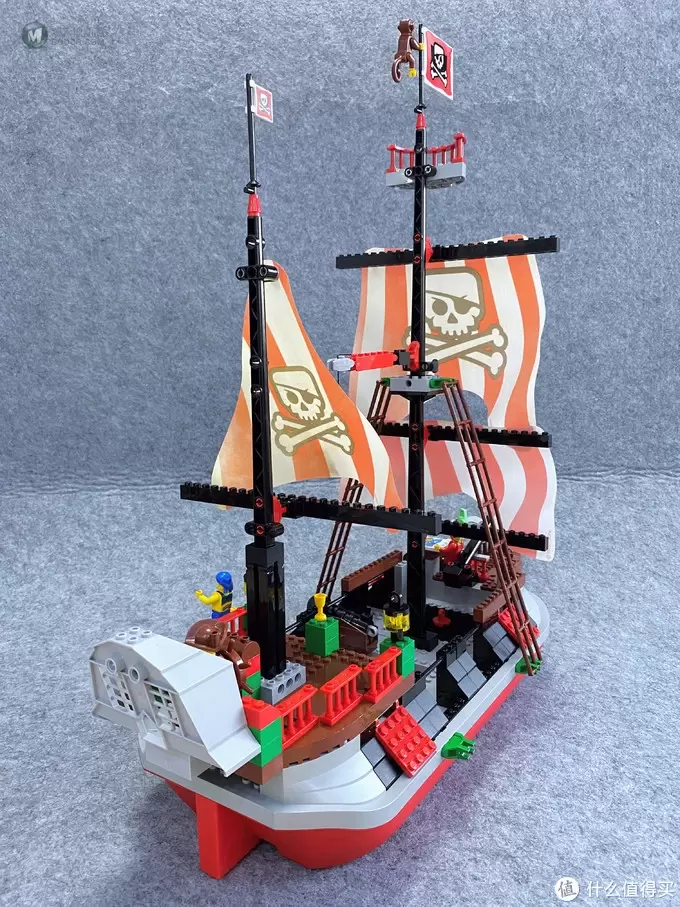 乐高小小追绝日记 篇二十八：LEGO 7075 红胡子船长的海盗船