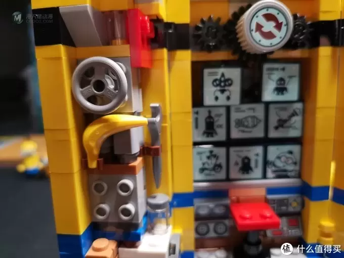 老杨的玩具仓库 篇二十：老杨的玩具仓库二十一：LEGO 小黄人秘密基地 75551  