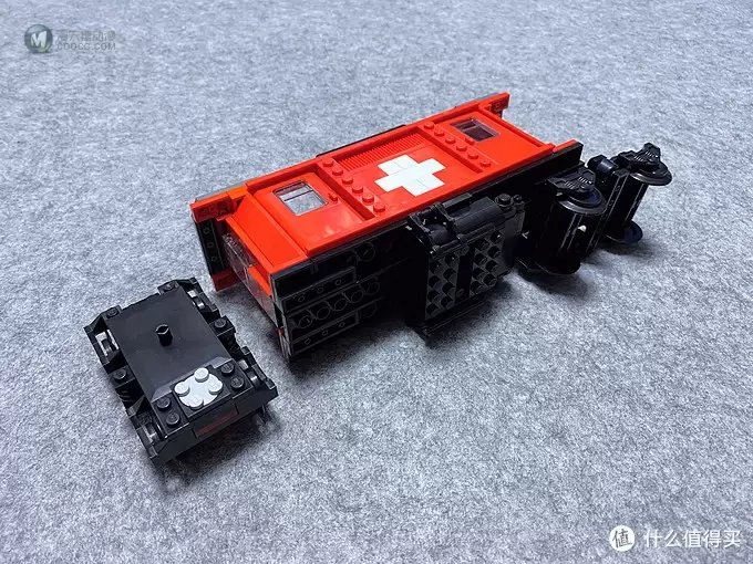 乐高小小追绝日记 篇二十七：LEGO 10183 百变火车头