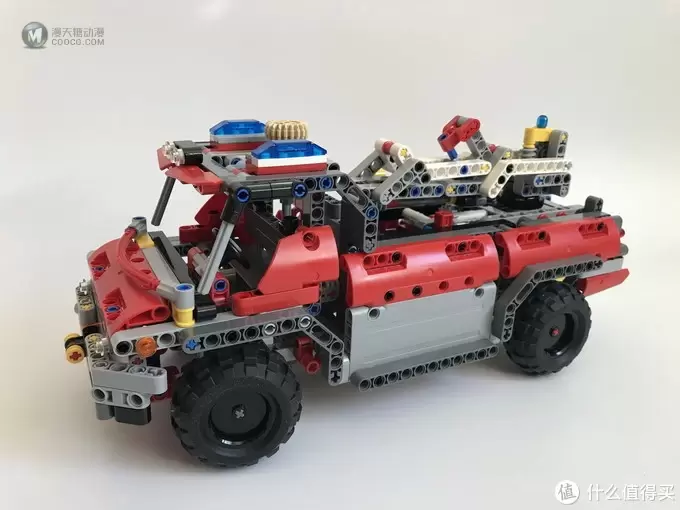 乐高还能这么拼： 复刻 LEGO 乐高 科技 42068 B模式 消防救援车