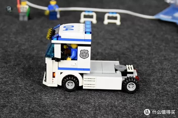 我的LEGO城市 篇一：60044 流动警署 开箱测试