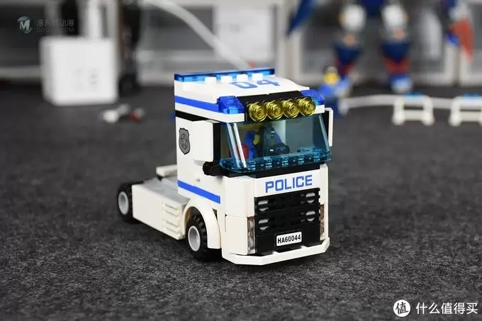 我的LEGO城市 篇一：60044 流动警署 开箱测试