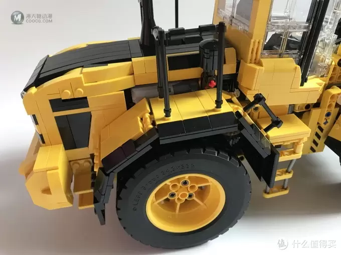 遥控乐高拼拼乐-我不是42030——LEGO 乐高 MOC-3799 VOLVO L250G 轮式装载机