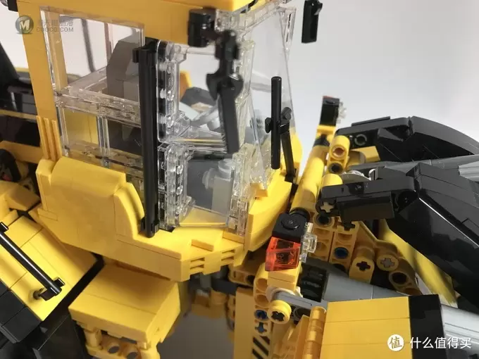 遥控乐高拼拼乐-我不是42030——LEGO 乐高 MOC-3799 VOLVO L250G 轮式装载机