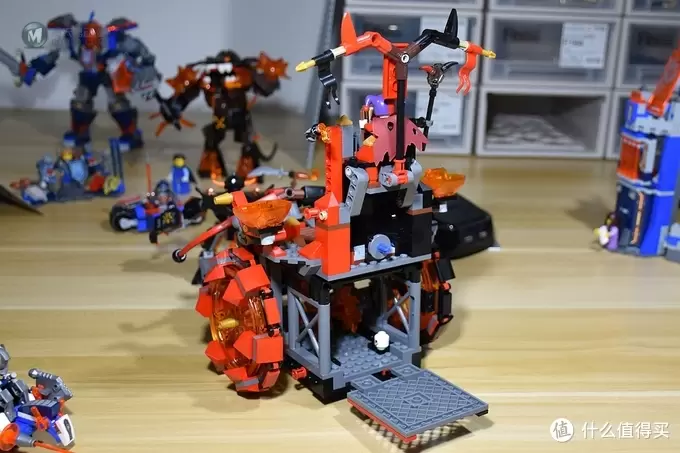 LEGO Nexo Knights 篇十二：70316 小丑的巨轮炎魔碉堡简单开箱