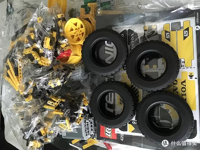 佳佳贤的乐高坑 篇五：全遥控科技旗舰 — LEGO 乐高 42030 Volvo L350F 轮式推土机