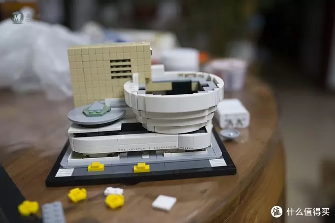 步入深坑：LEGO 乐高 建筑系列 21035 Gugenheim Museum 古根海姆博物馆