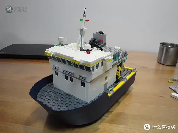 玩到停不下来：LEGO 乐高 60095/60109 遥控小船