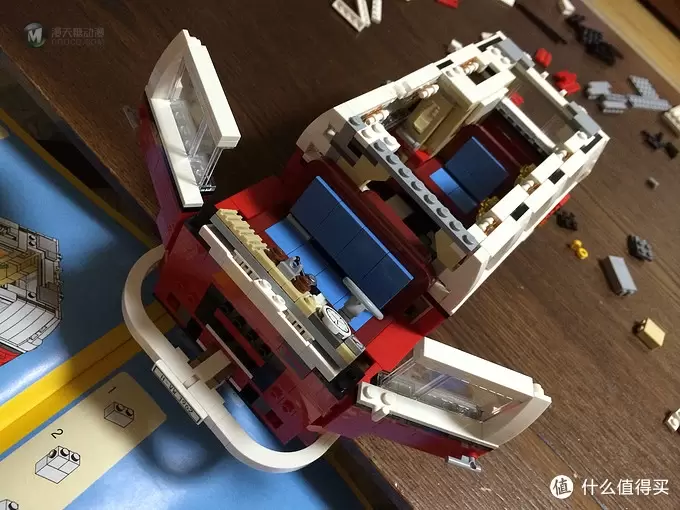 我的第一台大众：LEGO 10220 Volkswagen 大众T1 野营车