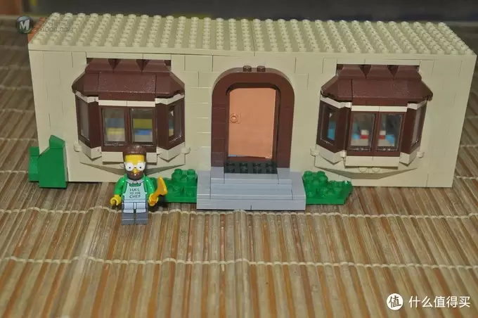 单反毁一生，LEGO穷三代 篇四十四：LEGO 71006 The Simpsons house 辛普森一家