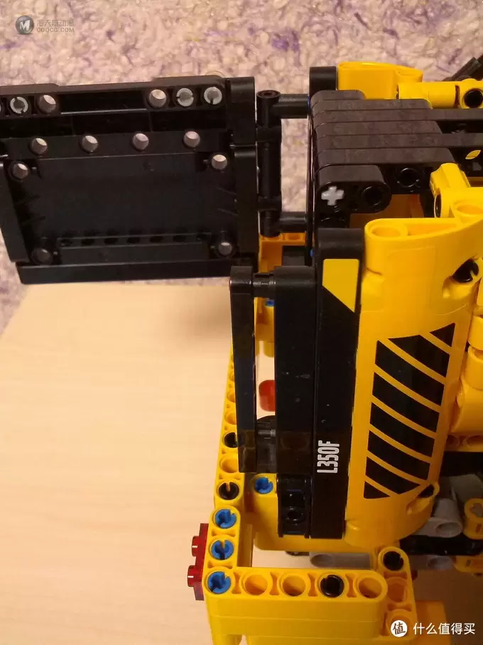 LEGO 乐高 机械组 Technic 42030 Volvo L350F 轮式装载机及中国官网申请补件经历