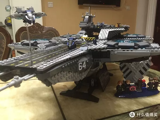 镇宅、传家两相宜：LEGO 乐高 SHIELD Helicarrier 76042 神盾局航母