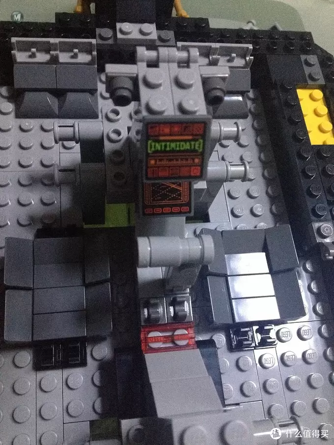 lego-四轮车系列 篇二：LEGO 乐高 超级英雄系列 The Tumbler 蝙蝠侠 蝙蝠战车 76023