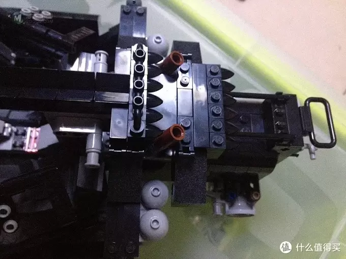 lego-四轮车系列 篇二：LEGO 乐高 超级英雄系列 The Tumbler 蝙蝠侠 蝙蝠战车 76023