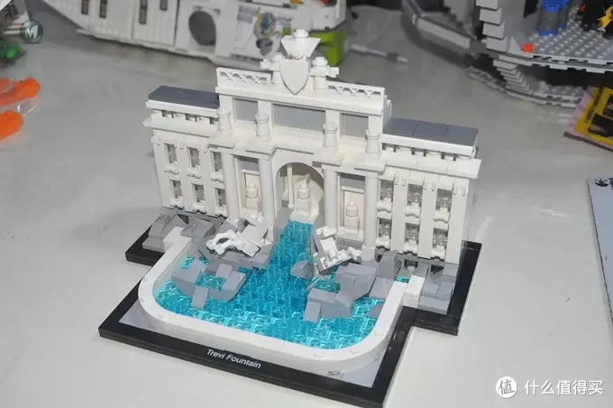 单反毁一生，LEGO穷三代 篇三十四：LEGO 21020 建筑系列Trevi Fountain罗马许愿池