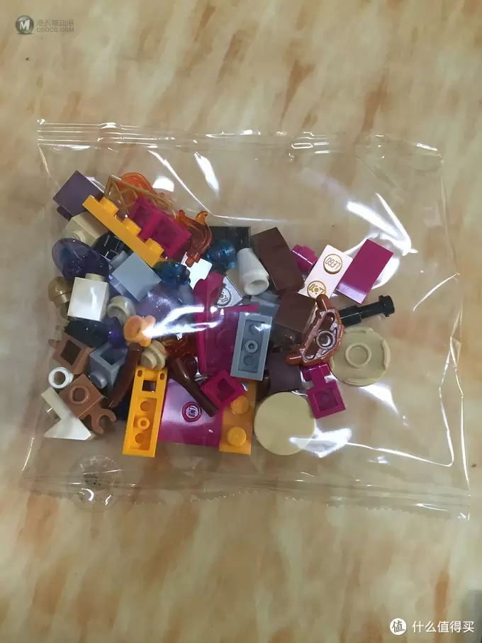 【众测-smzdm】LEGO 乐高 41074 Elves精灵系列 （火之精灵）阿莎莉和魔幻烘焙屋