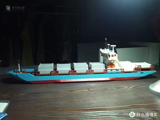 乐高中毒首弹：LEGO MAERSK 马士基集装箱船 10155