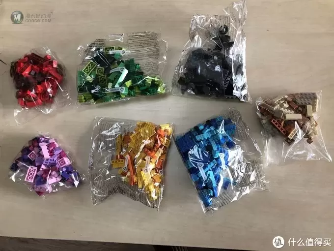 LEGO 篇六：宝宝无聊了？来盒乐高吧—2019年最值乐高之10698经典创意Classic大号积木盒