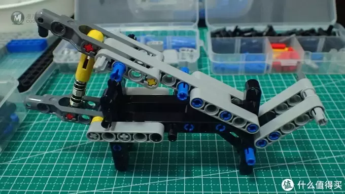 存钱买LEGO 篇十：TECHNIC 科技系列 42063 宝马水鸟 R1200GS ADV