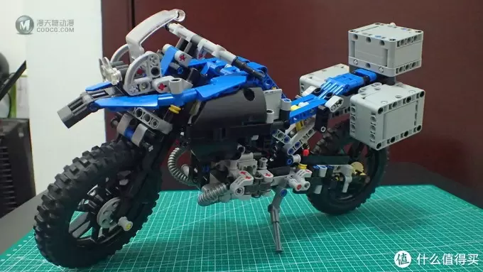 存钱买LEGO 篇十：TECHNIC 科技系列 42063 宝马水鸟 R1200GS ADV