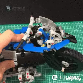 存钱买LEGO 篇十：TECHNIC 科技系列 42063 宝马水鸟 R1200GS ADV