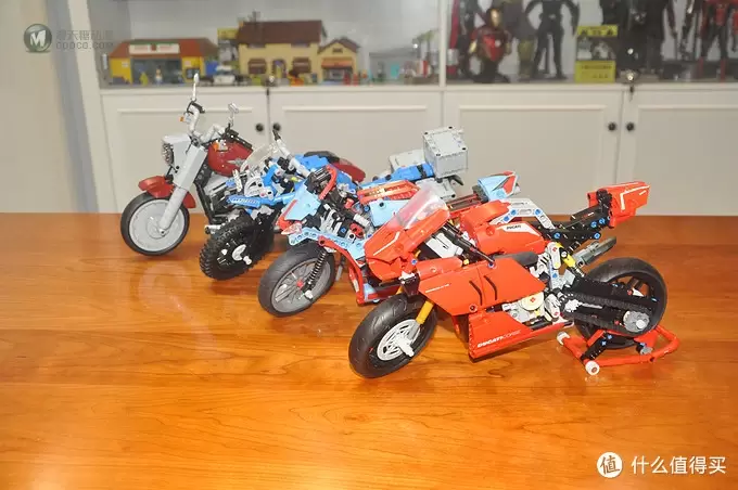 单反毁一生，LEGO穷三代 篇一百四十三：LEGO 乐高 机械组Technic 42107 杜卡迪 Panigale V4R