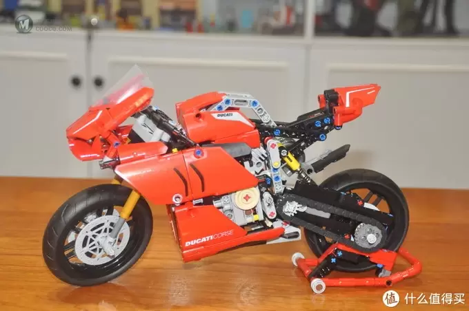 单反毁一生，LEGO穷三代 篇一百四十三：LEGO 乐高 机械组Technic 42107 杜卡迪 Panigale V4R