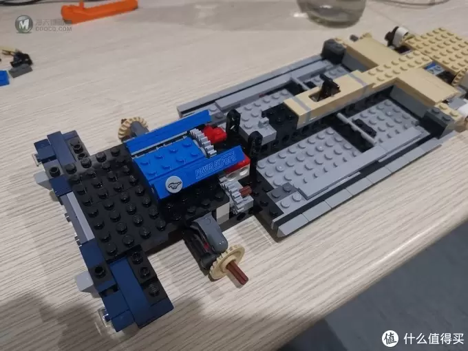 老杨的玩具仓库 篇三十三：LEGO 10265 福特野马评测