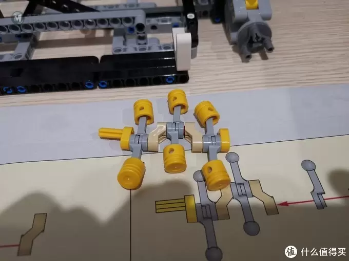 老杨的玩具仓库 篇三十一：LEGO机械组 42096保时捷911RSR评测