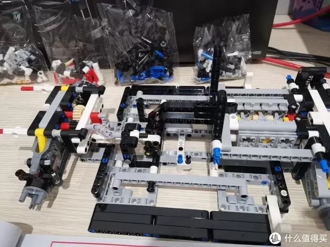 老杨的玩具仓库 篇三十一：LEGO机械组 42096保时捷911RSR评测