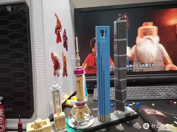 老杨的玩具仓库 篇二十八：LEGO 微型建筑21039 上海天际线 简评